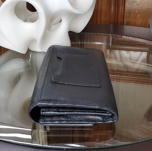 Coach Soft Leather Wallet with card slot on back - Picture 9 of 13